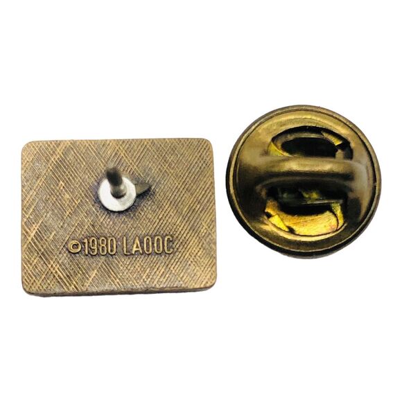 Vintage 1984 Olympic Committee Pin Stars Los Angeles LA Lapel Hat Pin 1980 - Picture 2 of 3